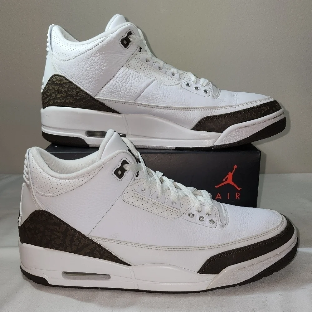 Jordan Retro Sneakers White with Black and Brown Details